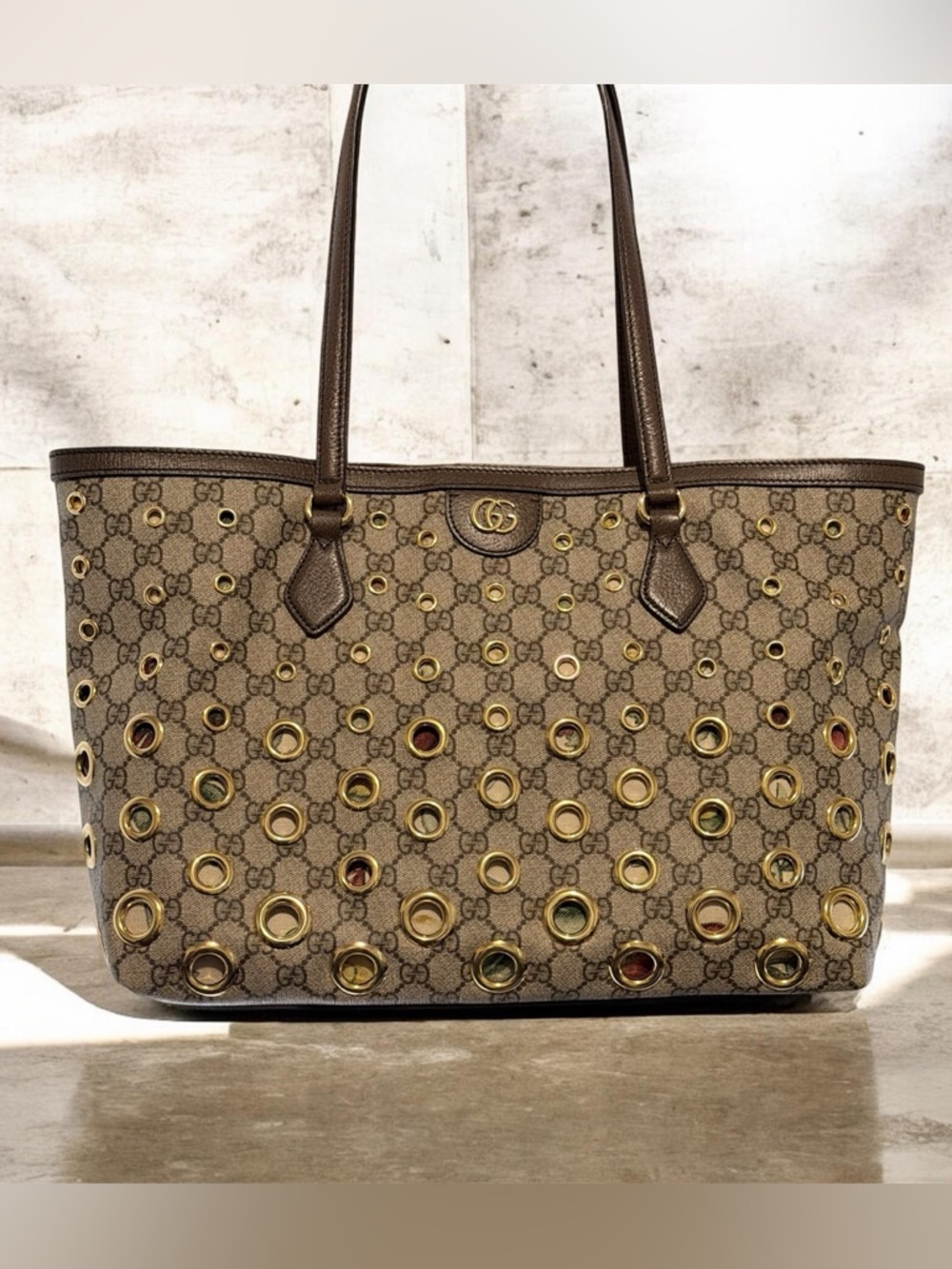 ❌SOLD❌Gucci GG Supreme Eyelet Ophidia Tote